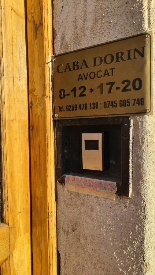 Ferienwohnung Apartament Central Oradea Exterior foto